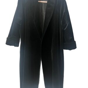 Vintage Velvet Evening Coat lined roll cuffs very 1960’s classy